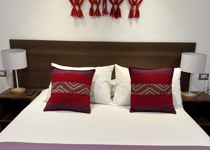 Casa Cristobal Centenario Deluxe Hotel