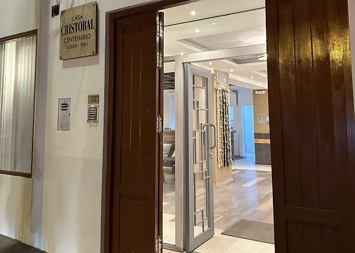 Casa Cristobal Centenario Deluxe Hotel